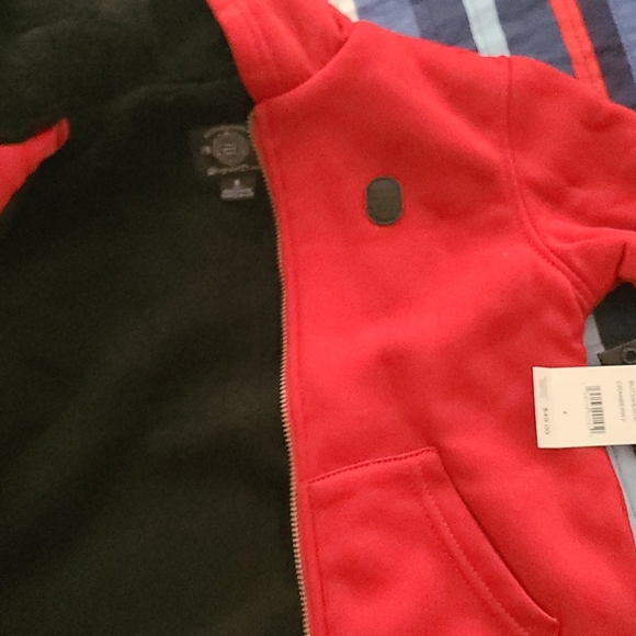 Hooded sweat shirt - Picture 2 of 2